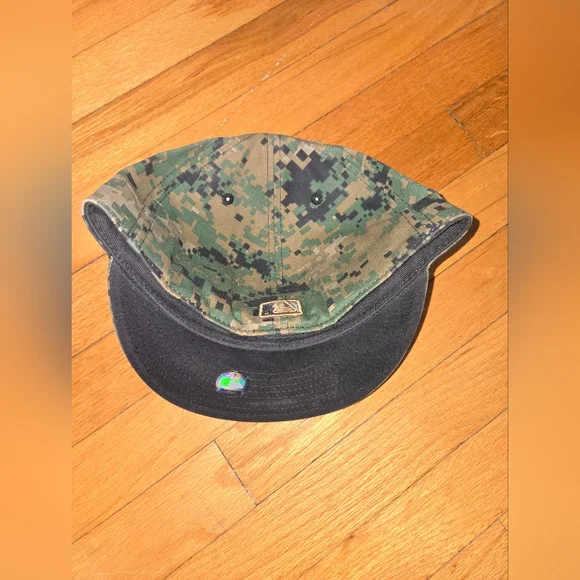 D.C. New Era Black Fitted Cap - Picture 2 of 3